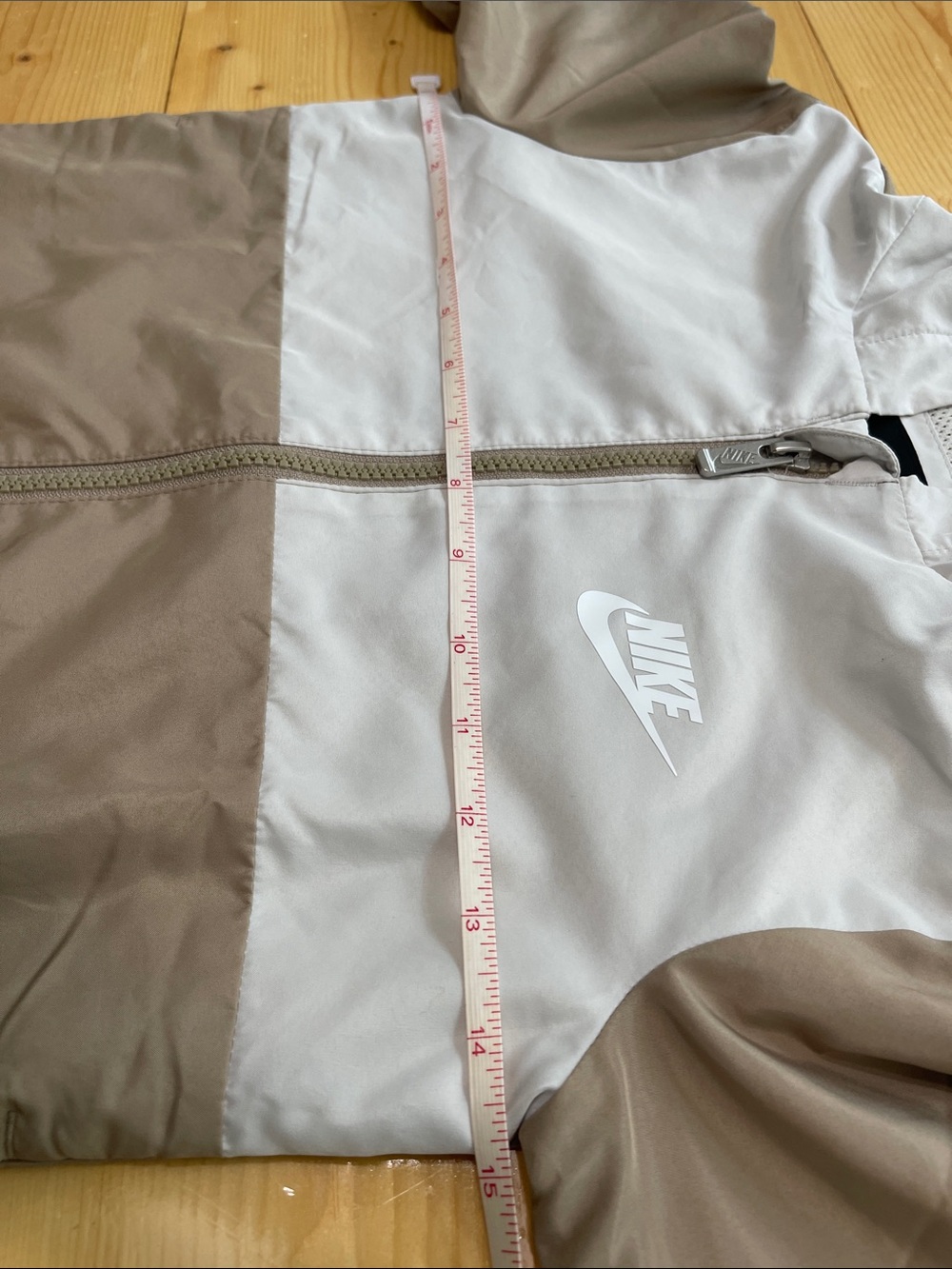 Nike Kids Windrunner Zip Hooded Windbreaker Jacket Colorblock Khaki Gray 4-5 YRS - Picture 2 of 13